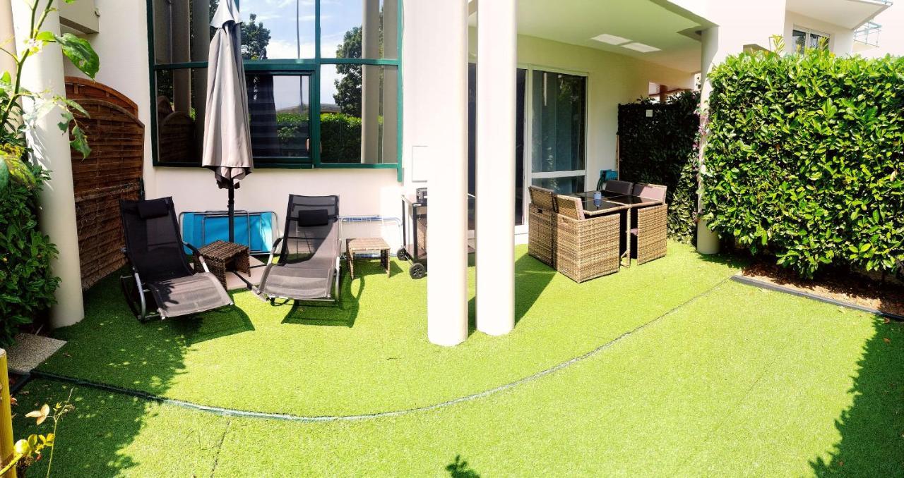 Romantisme et glamour avec spa, piscine et jardin Dijon Extérieur photo